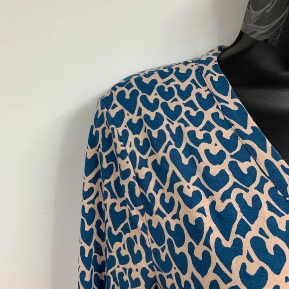 Boden Women's Wrap Stretch WW120 Jersey Dress Blue and Pink Hearts Size 6R - Picture 4 of 14
